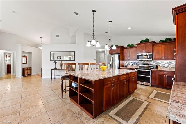 1250 Silverstrand DR, Naples, FL 34110