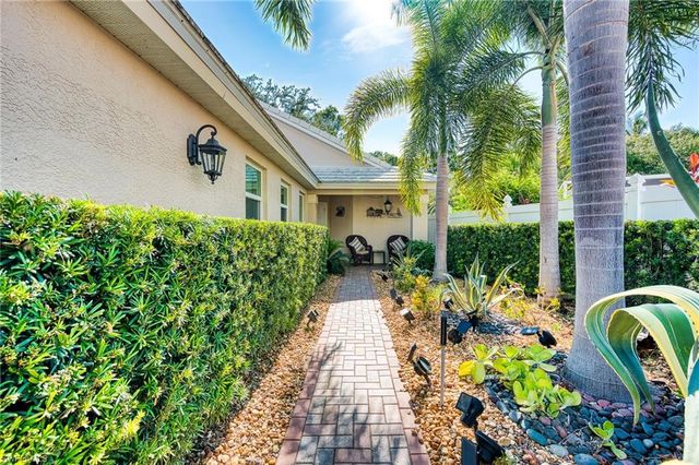 1250 Silverstrand DR, Naples, FL 34110