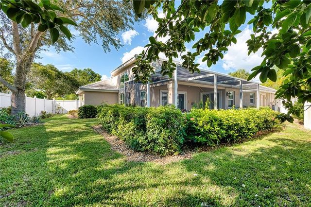 1250 Silverstrand DR, Naples, FL 34110