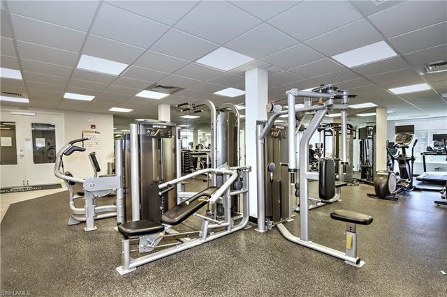 1250 Silverstrand DR, Naples, FL 34110