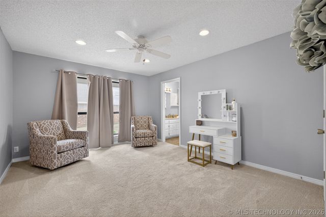 18820 Ridge Road, Catoosa, OK 74015