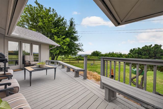 18820 Ridge Road, Catoosa, OK 74015