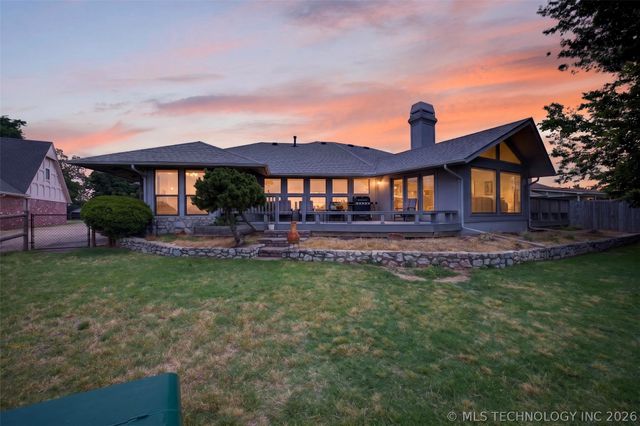 18820 Ridge Road, Catoosa, OK 74015