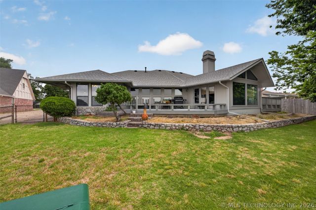 18820 Ridge Road, Catoosa, OK 74015