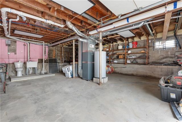 705 E 23rd Street S, Independence, MO 64055
