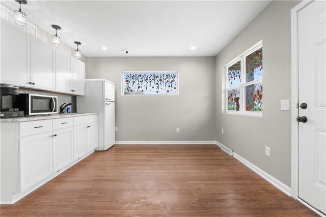 705 E 23rd Street S, Independence, MO 64055
