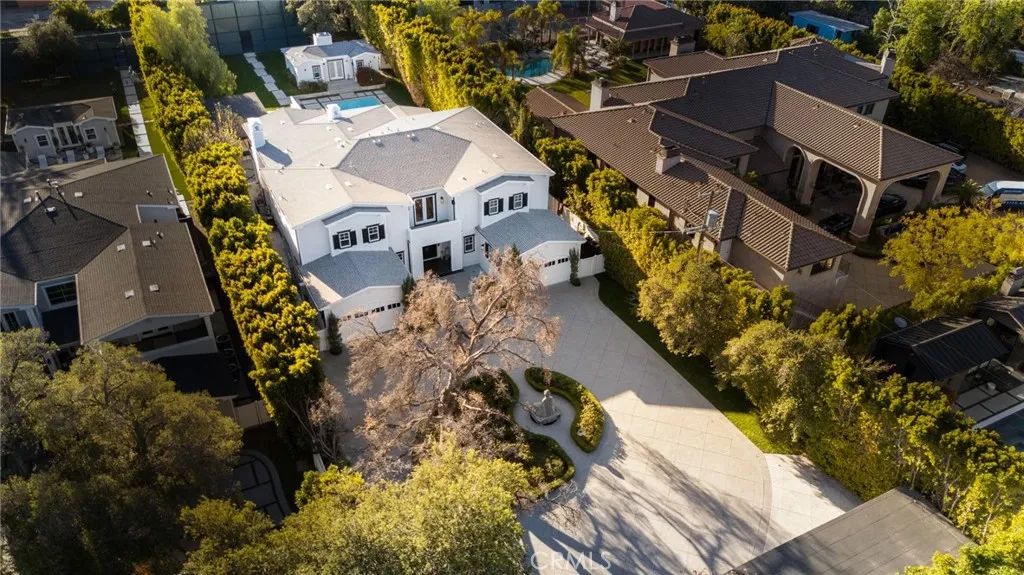17528 Jayden Lane, Encino, CA 91316