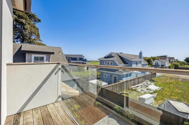 2786 Pullman Avenue, Half Moon Bay, CA 94019