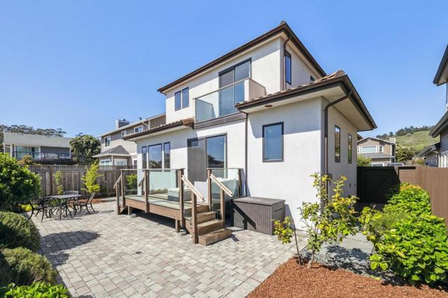 2786 Pullman Avenue, Half Moon Bay, CA 94019