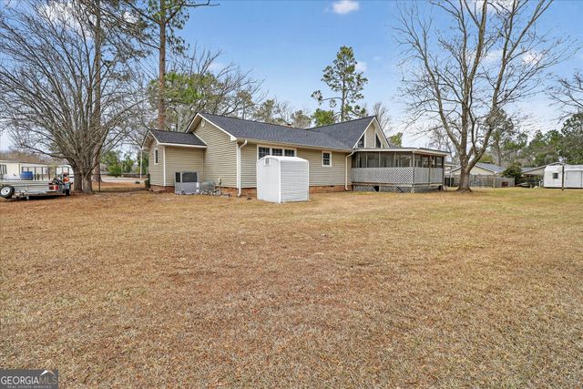 102 Pate Street, Swainsboro, GA 30401