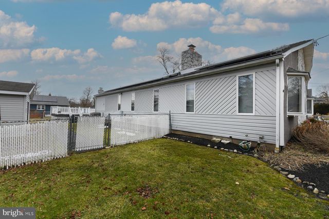 307 BEECH AVE, Woodbury Heights, NJ 08097