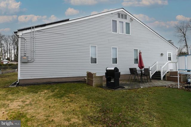 307 BEECH AVE, Woodbury Heights, NJ 08097