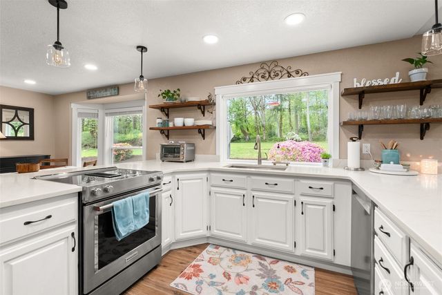 7247 SE Snowy Way, Port Orchard, WA 98367