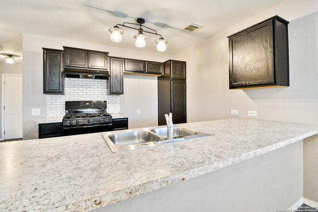 6962 COZY RUN, San Antonio, TX 78218