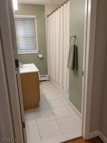 93 Washington Ave, Oxford Twp., NJ 07863
