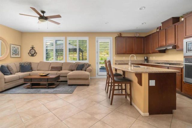 1162 Sagewood Drive, Oceanside, CA 92056