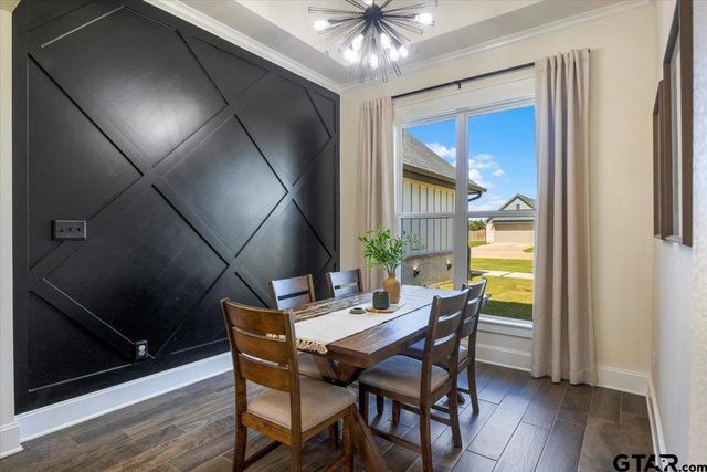 12432 Maplewood Dr, Lindale, TX 75771