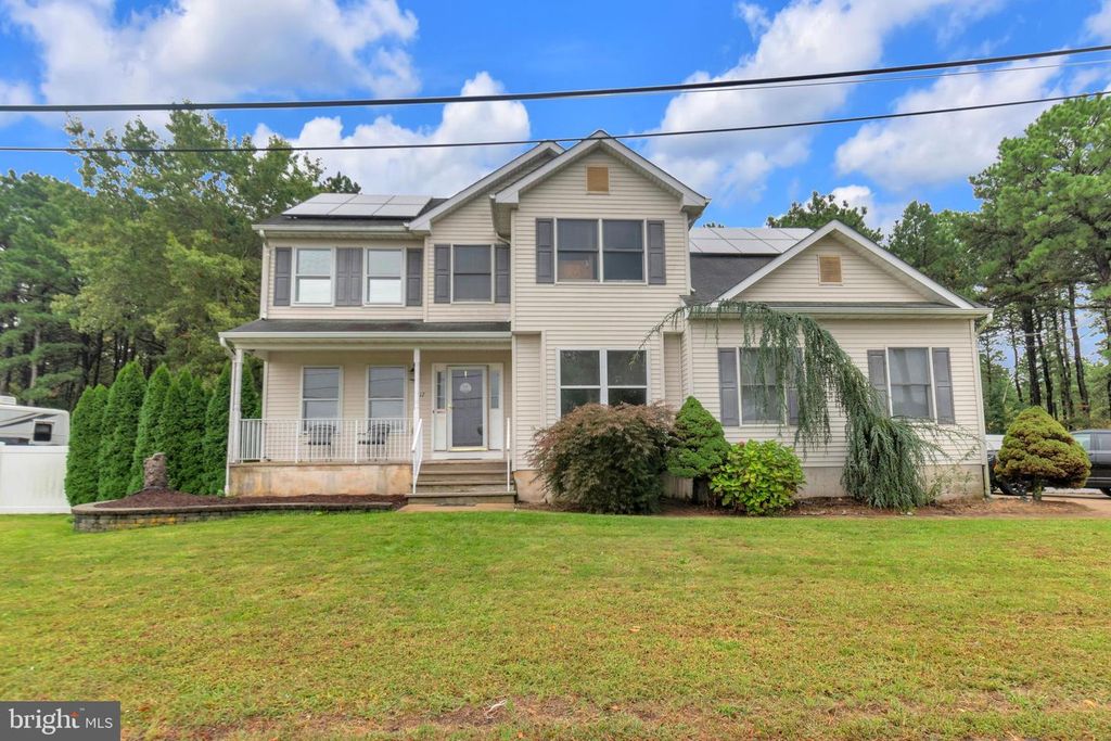 1617 BERKELEY AVE, Beachwood, NJ 08722