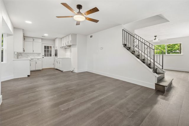 220 Robert Street, Burleson, TX 76028