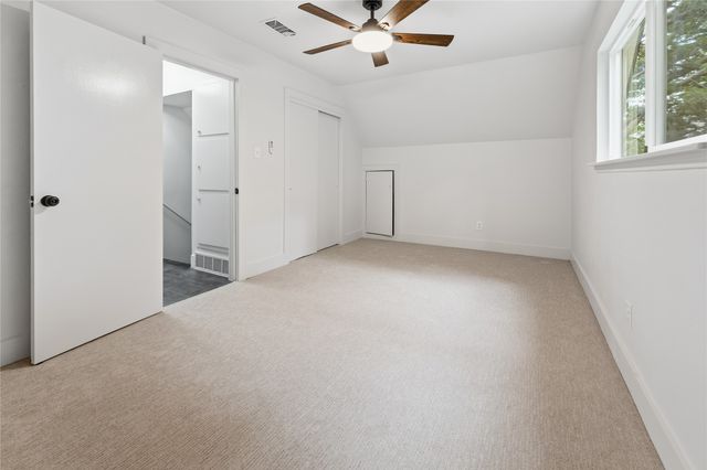 220 Robert Street, Burleson, TX 76028
