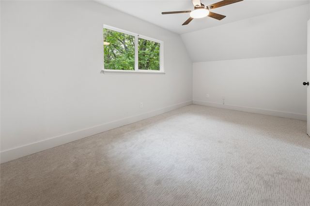 220 Robert Street, Burleson, TX 76028