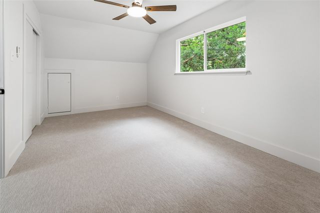 220 Robert Street, Burleson, TX 76028