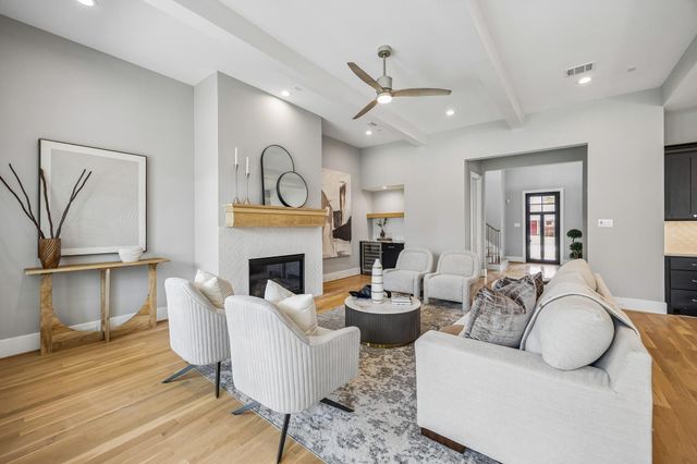 1723 Candlelight Lane, Houston, TX 77018