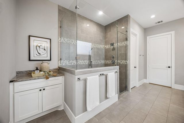 1723 Candlelight Lane, Houston, TX 77018