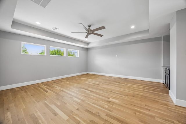 1723 Candlelight Lane, Houston, TX 77018