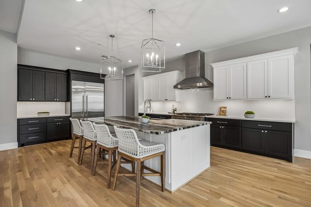 1723 Candlelight Lane, Houston, TX 77018