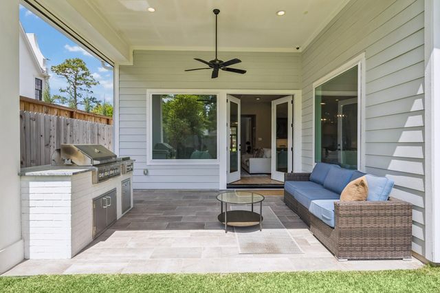 1723 Candlelight Lane, Houston, TX 77018