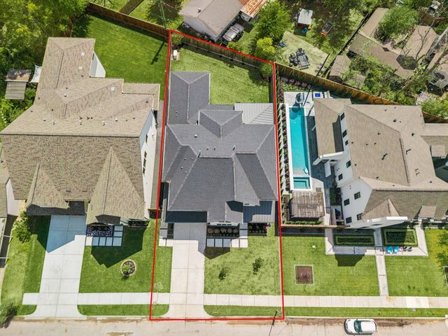 1723 Candlelight Lane, Houston, TX 77018