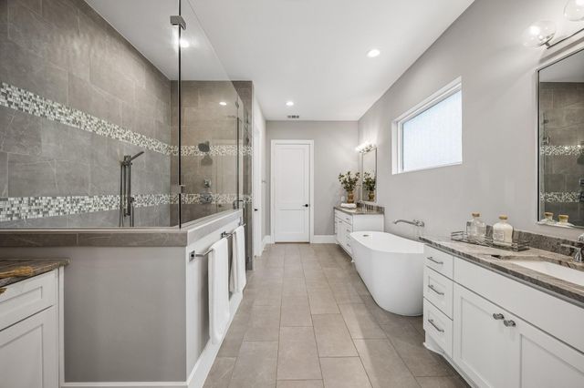 1723 Candlelight Lane, Houston, TX 77018