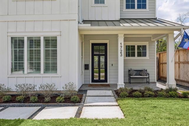 1723 Candlelight Lane, Houston, TX 77018