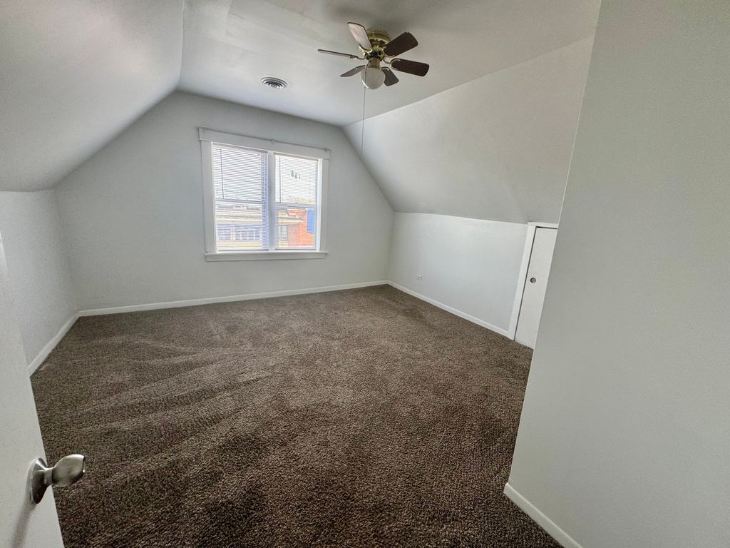 10550 S Ewing Avenue, Chicago, IL 60617 — photo 2