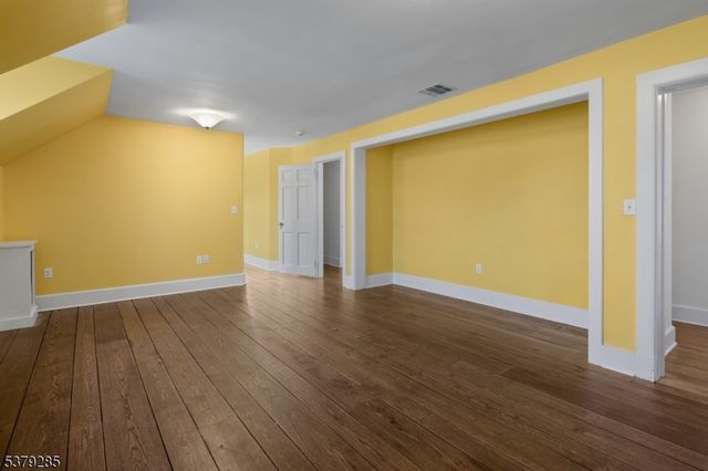 49 Liberty Corner Rd, Bernards Twp., NJ 07931