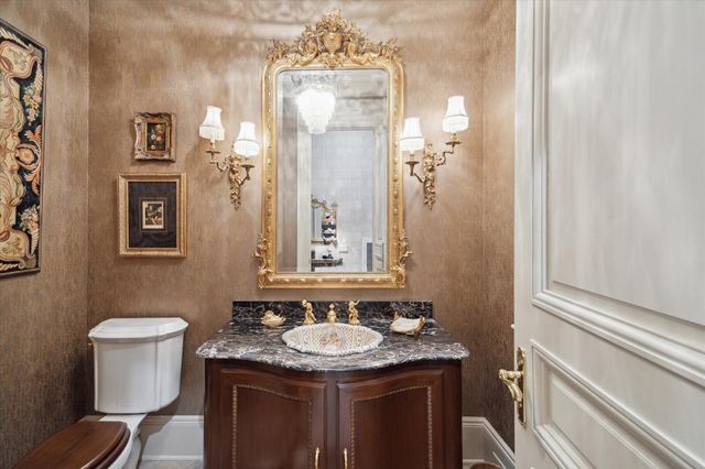 412 Timberwilde Lane, Hunters Creek Village, TX 77024