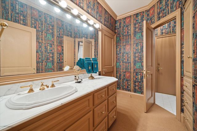 412 Timberwilde Lane, Hunters Creek Village, TX 77024