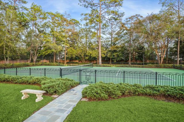 412 Timberwilde Lane, Hunters Creek Village, TX 77024