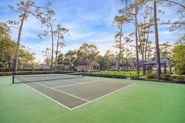 412 Timberwilde Lane, Hunters Creek Village, TX 77024