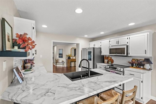 209 Vineyard Drive, Tunnel Hill, GA 30755