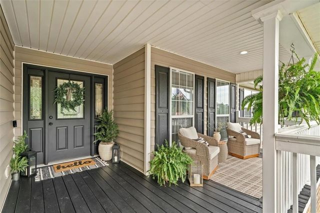 209 Vineyard Drive, Tunnel Hill, GA 30755