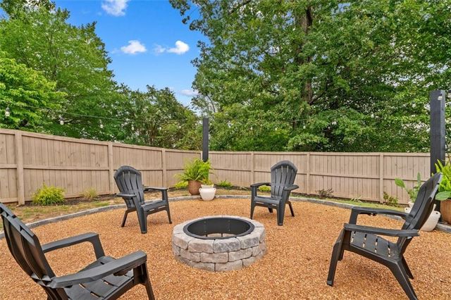 209 Vineyard Drive, Tunnel Hill, GA 30755