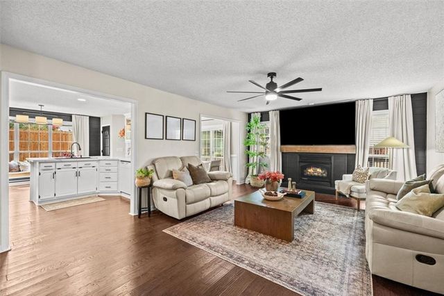 209 Vineyard Drive, Tunnel Hill, GA 30755