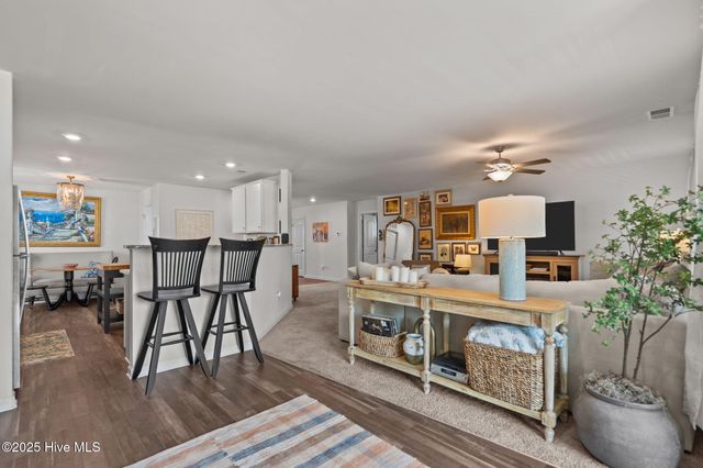10 N Wandering Lane, Hampstead, NC 28443