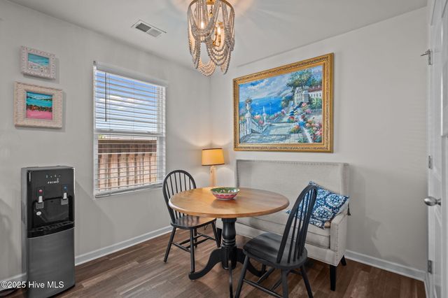 10 N Wandering Lane, Hampstead, NC 28443