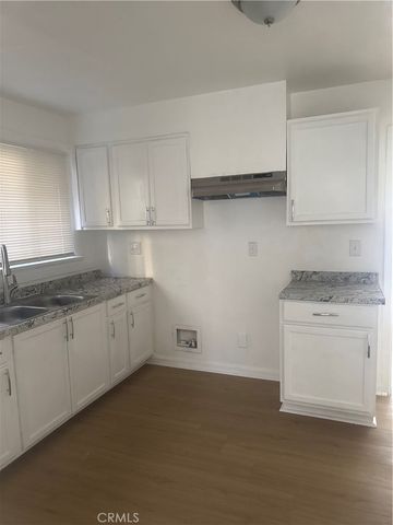 1136 E Alhambra Court, Long Beach, CA 90813