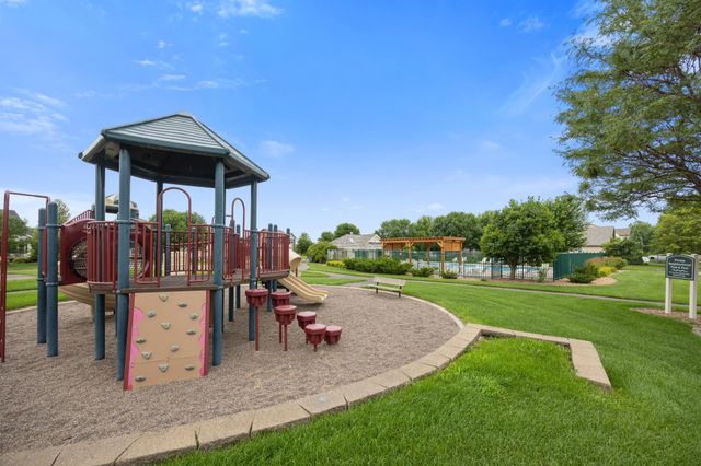 10067 Toledo Drive N, Brooklyn Park, MN 55443