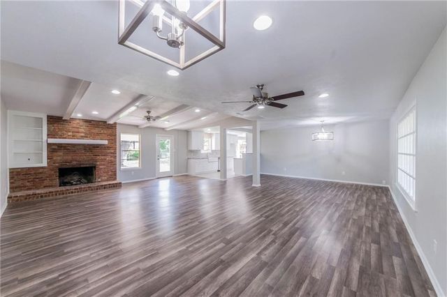 4320 Whitfield Avenue, Fort Worth, TX 76109