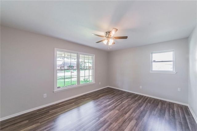 4320 Whitfield Avenue, Fort Worth, TX 76109